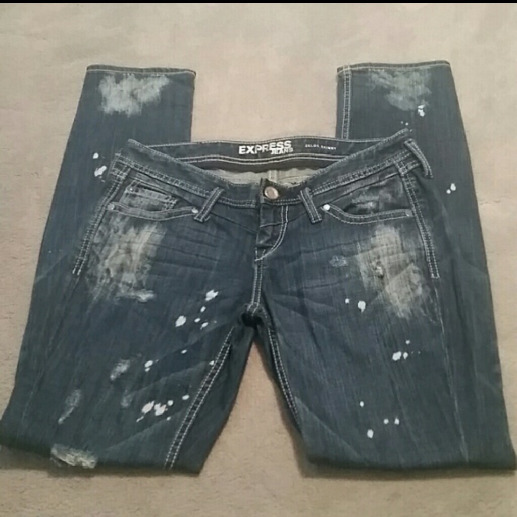 Express Zelda Skinny Destroyed Jeans